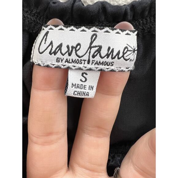 Womens Crave Fame by Almost Famous Top Size Small Black Cold Shoulder - Picture 4 of 11